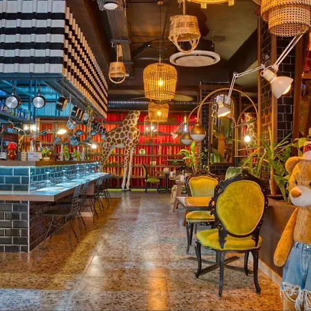 Anjeliq Downtown Boutique Отель