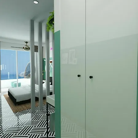 Anjeliq Downtown Boutique 3*